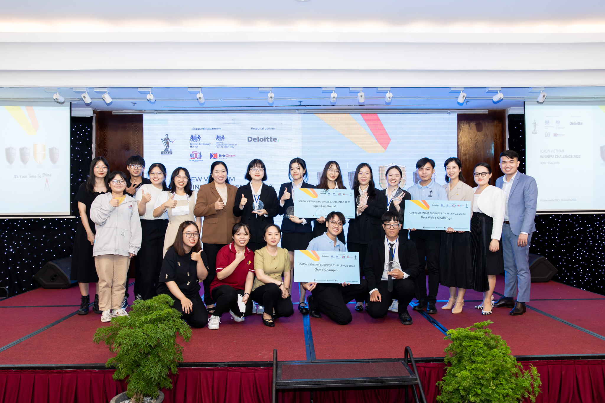 Đội Meteor sinh viên game bai doi thuong
 Tp. Hồ Chí Minh đạt giải quán quân Cuộc thi ICAEW Vietnam Business Challenge năm 2023 khu vực phía Nam