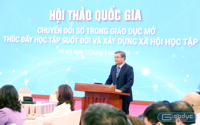 Để thúc đẩy chuyển đổi số trong giáo dục mở thì thể chế phải đi trước một bước