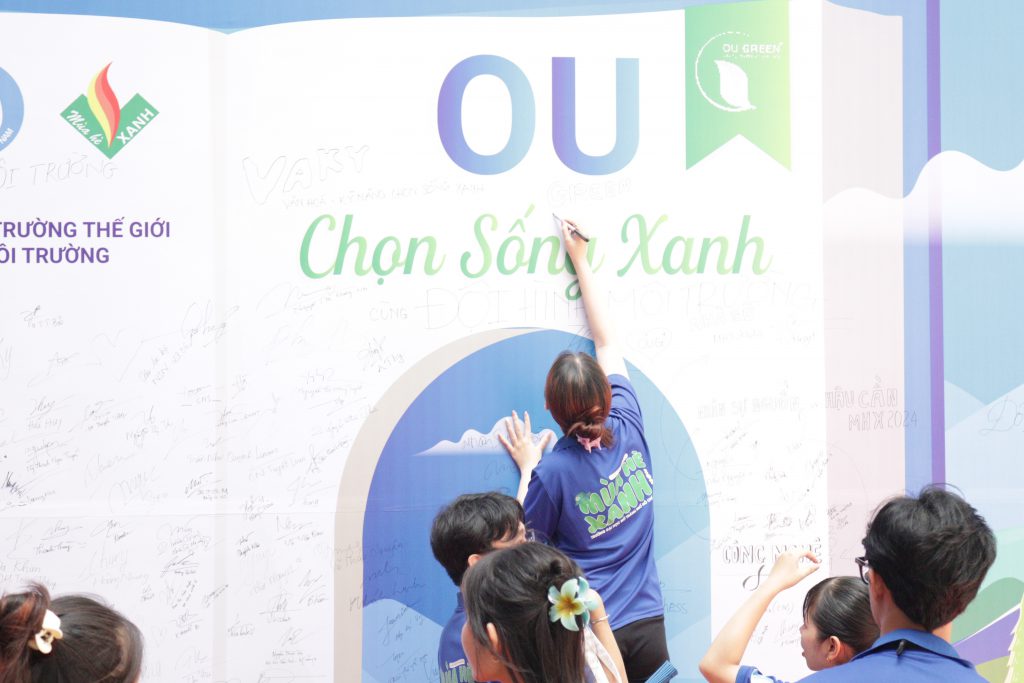 ou-chon-song-xanh