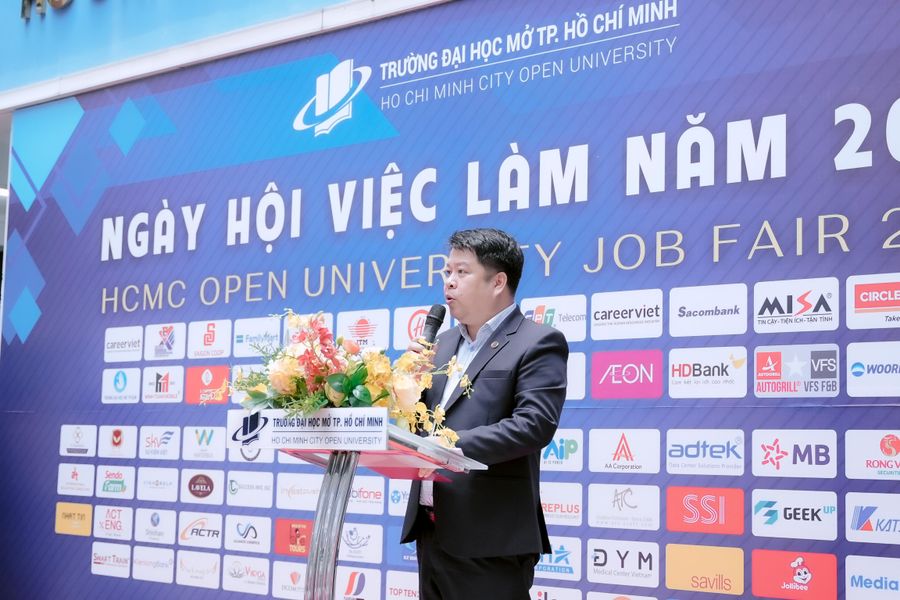 Hơn 1.000 vị trí việc làm cho sinh viên TPHCM