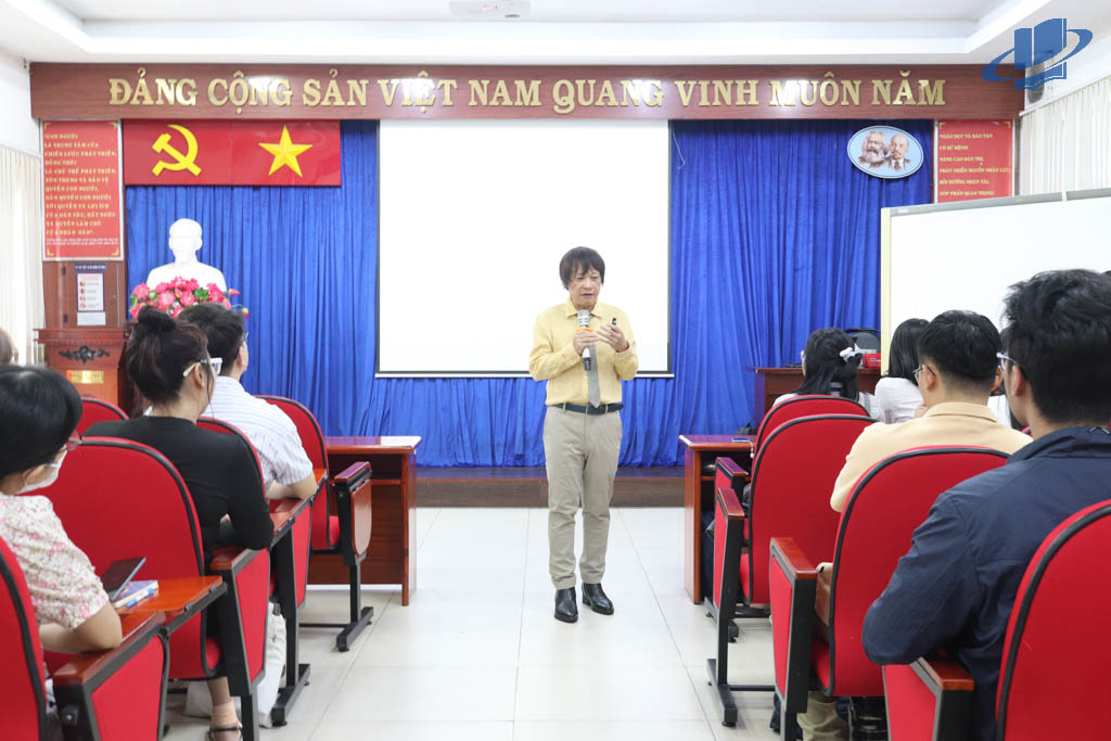Hội thảo “Creating cartoons for the language classroom”